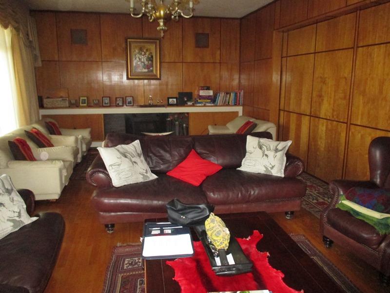 To Let 5 Bedroom Property for Rent in Paarl Central West Western Cape